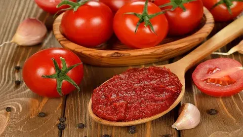 رب گوجه فرنگی با طعم سیر | خرید با قیمت ارزان